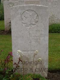 Etaples Military Cemetery - Gray, Reginald Edgar